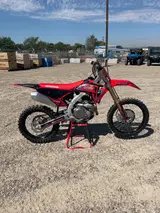 2026 Honda CRF450R — photo 4 of 10