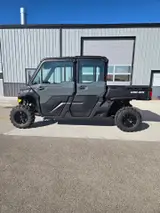 2027 Can-Am DEFENDER MAX DPS CAB HD10 — photo 7 of 7