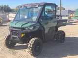 2026 Can-Am DEFENDER DPS CAB HD9