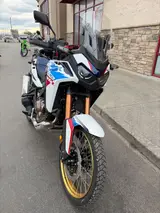 2026 Honda AFRICA TWIN — photo 6 of 10