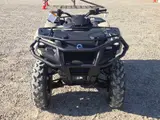 2026 Can-Am OUTLANDER PRO XU HD7 — photo 3 of 10
