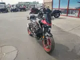 2025 Kawasaki Z500 SE ABS — photo 4 of 6