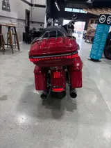 2016 Harley-Davidson FLHTK ELECTRA GLIDE ULTRA LIMITED — photo 6 of 8