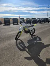 2024 Husqvarna FX 450 — photo 7 of 7
