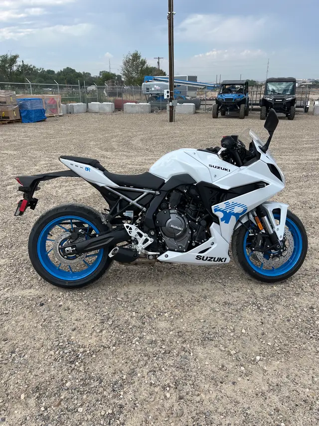 2026 Suzuki GSX 8R