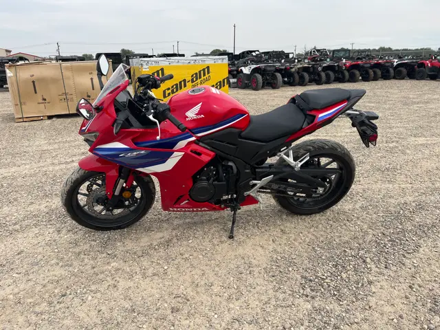 2025 Honda CBR500R ABS