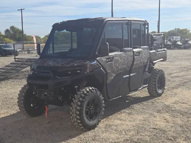 2027 Can-Am DEFENDER XU MAX LTD HD11